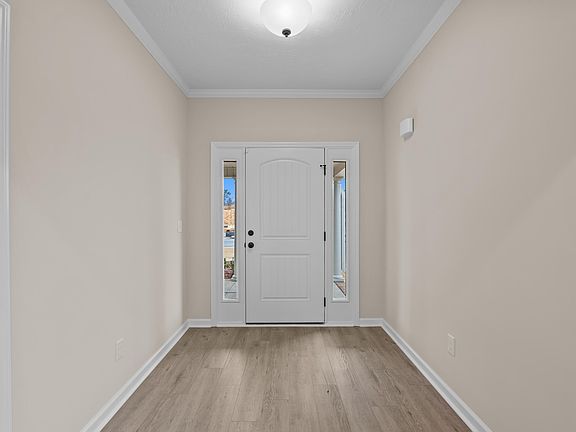 4th image of 2537 Hollington Drive