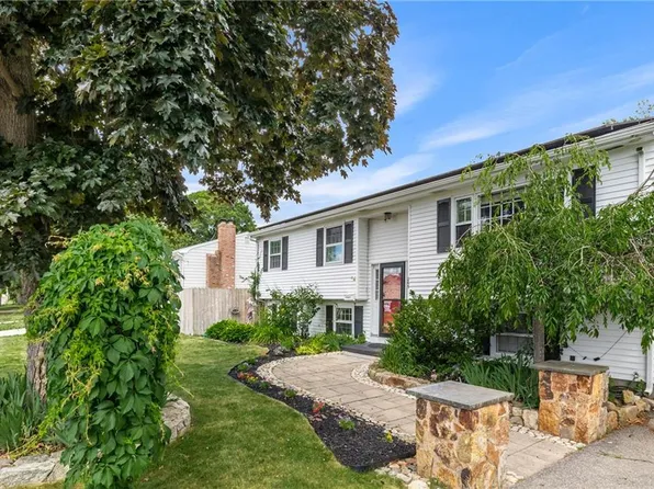265 Asylum Rd, Warwick, RI 02886