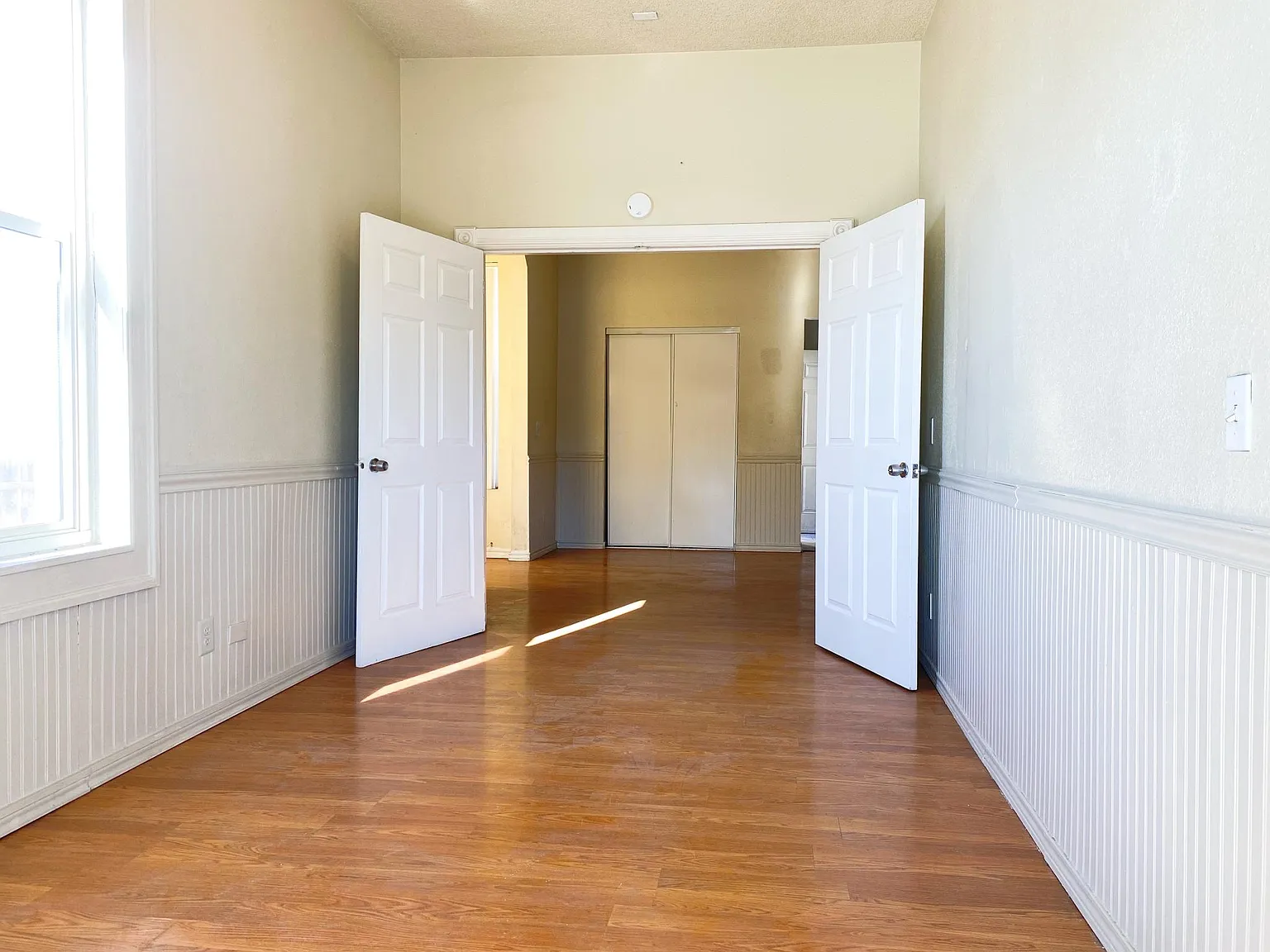 1 bed, 650 sqft, $1,300 — Photo 3