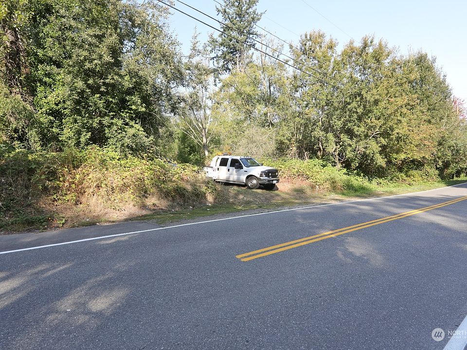 2nd image of 1807 Hollow Dale Place