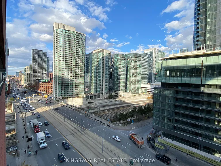 4 H Spadina Ave #1111 — Photo 24