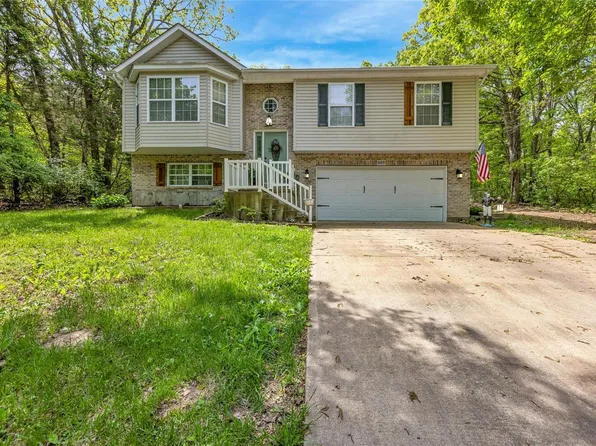 527 Bunker Hill Dr, De Soto, MO 63020