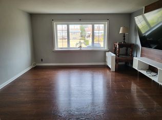 7511 Brous Ave, Philadelphia, PA 19152