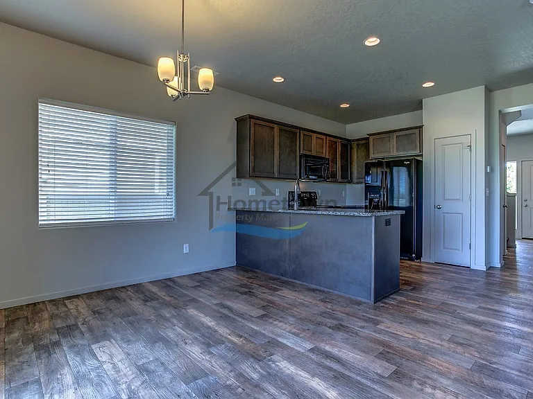 1847 N Clark Fork Pkwy — Photo 8