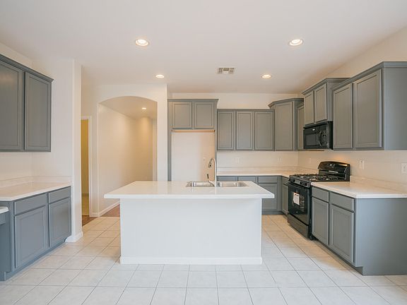 2nd image of 8731 W Pioneer St