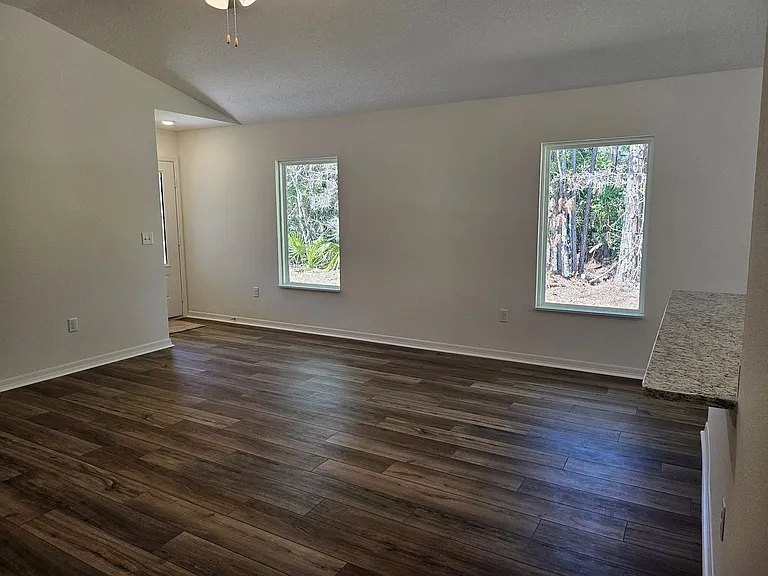 25 Radium Ln — Photo 11