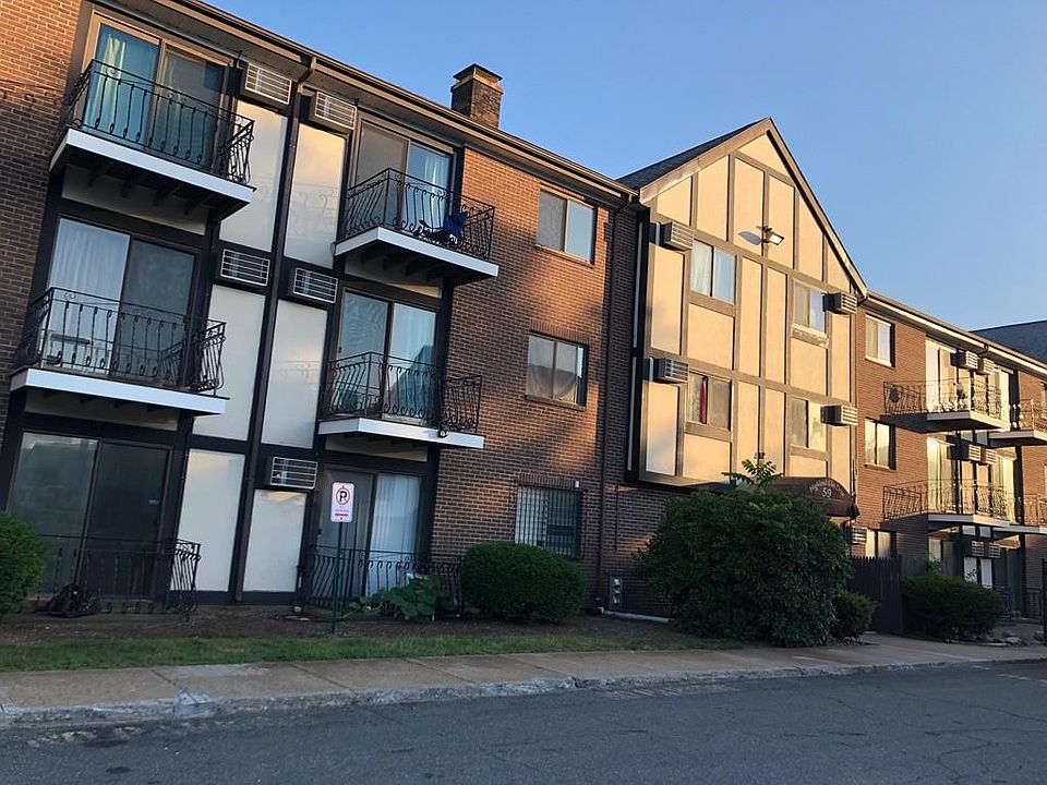 1st image of 59 Highland Glen Dr APT 306