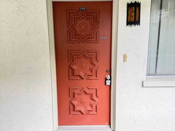 1009 Pearce Dr Unit 206, Clearwater, FL 33764