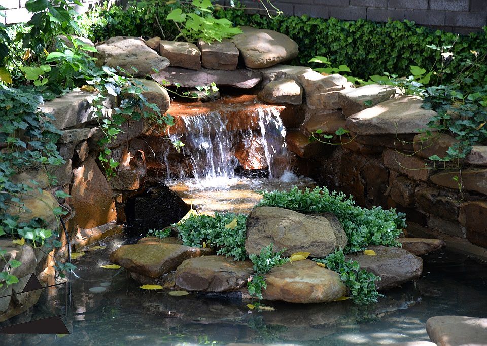 4935 Junius - GREYSTONE courtyard fountain