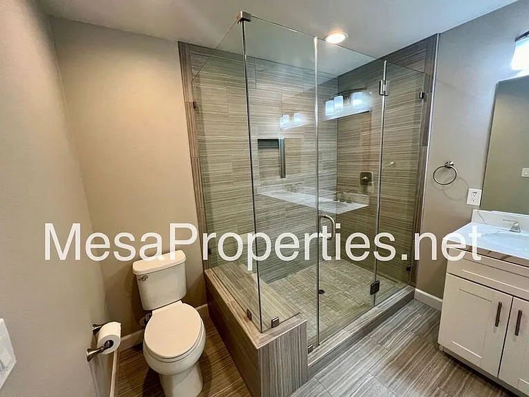 16408 Valencia Ave #311 — Photo 28