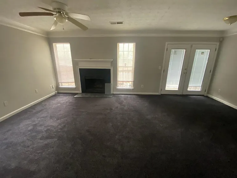 6503 Charter Way — Photo 4