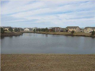 2nd image of 1102 W Basswood Dr