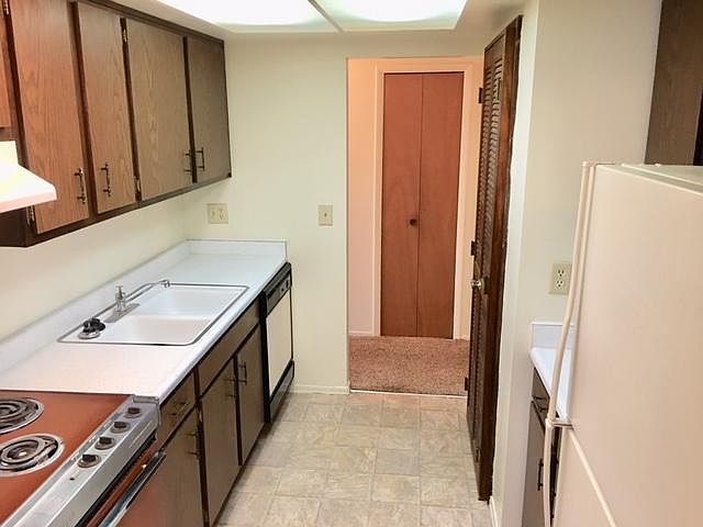 1st image of 5899 Troy Villa Blvd