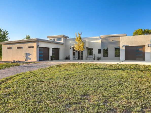 1 Burge Dr, Peralta, NM 87042