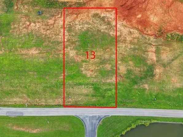 13 Alton St, Vine Grove, KY 40175