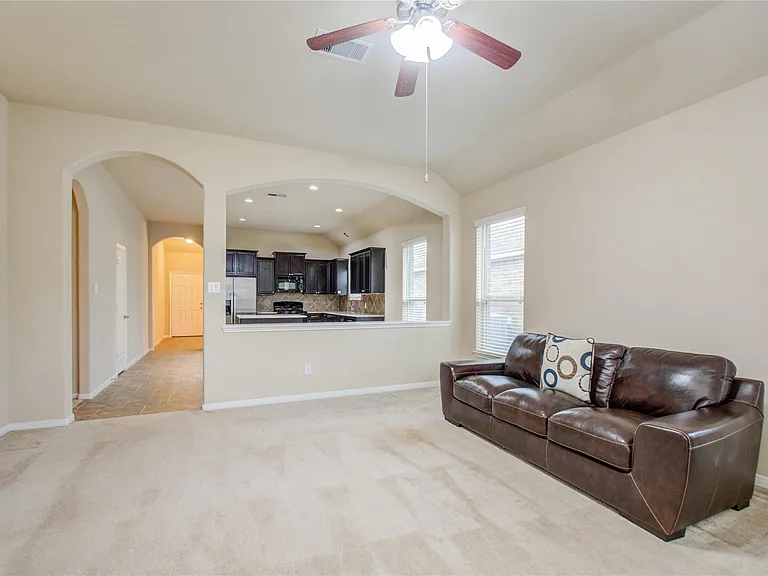 8710 Austin Thomas Dr — Photo 14