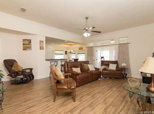 10016 SW 100th Dr, Gainesville, FL 32608