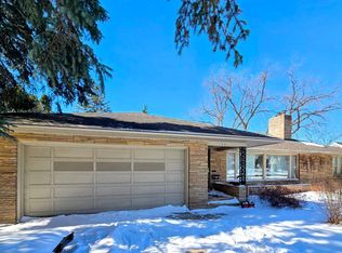 910 3rd Ave SW, Pipestone, MN 56164