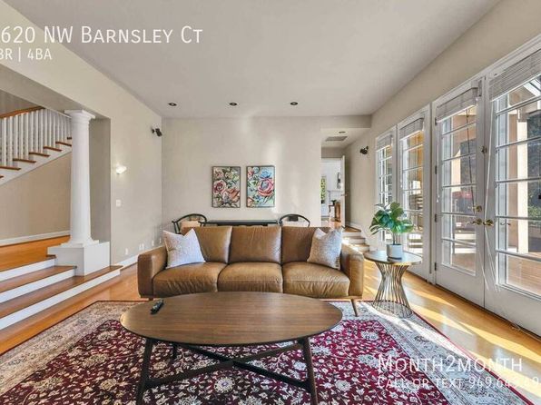 1620 NW Barnsley Ct