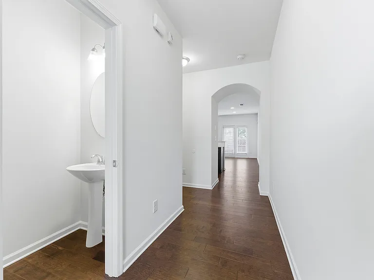 2717 Avanti Way — Photo 2