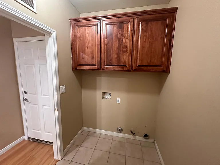 7309 Sleepy Lagoon Dr — Photo 18