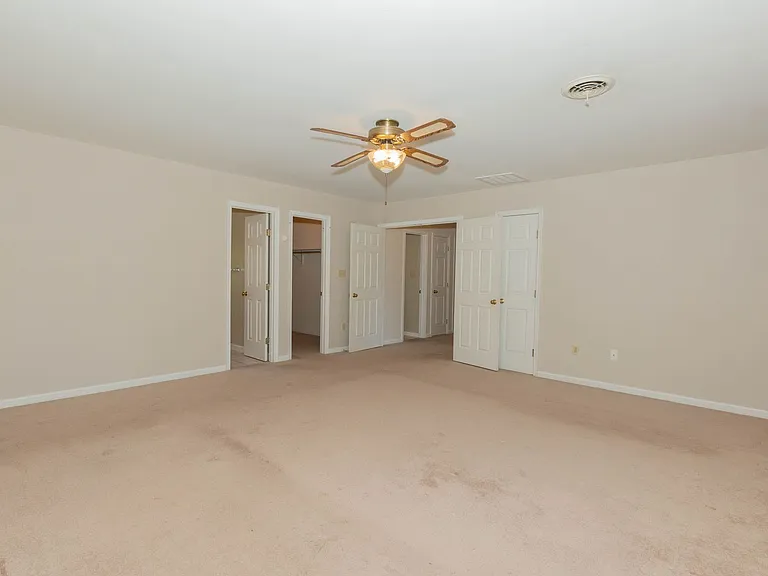 180 Muirfield Ct — Photo 27