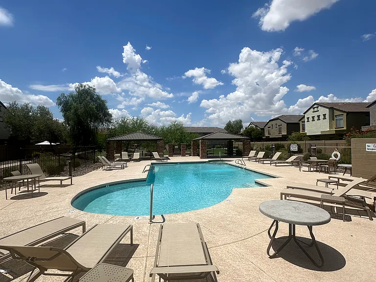 2725 E Mine Creek Rd #1080 — Photo 3