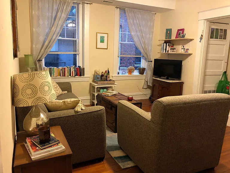 2712 Grove Avenue — Photo 3