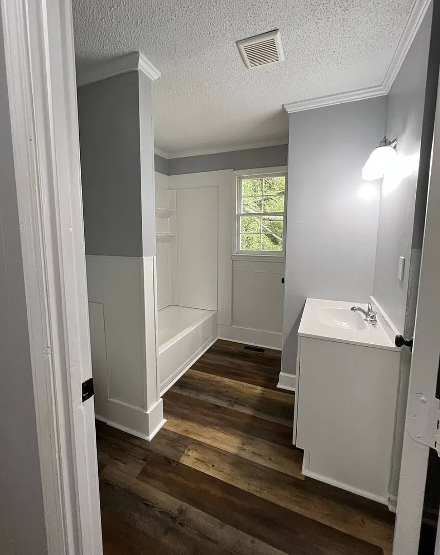 209 Cham — Photo 4
