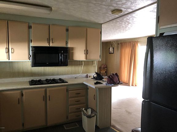 4th image of 134 N 90th St