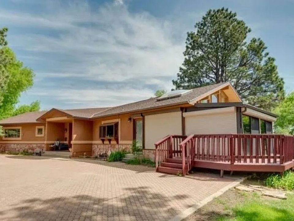 2nd image of 19 Crescent Ln