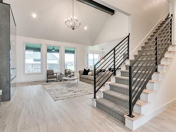 3rd image of 13009 S Leslie Way