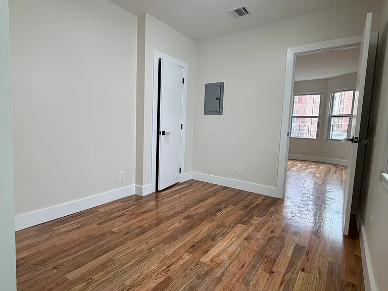 122 Downing St #3L — Photo 3