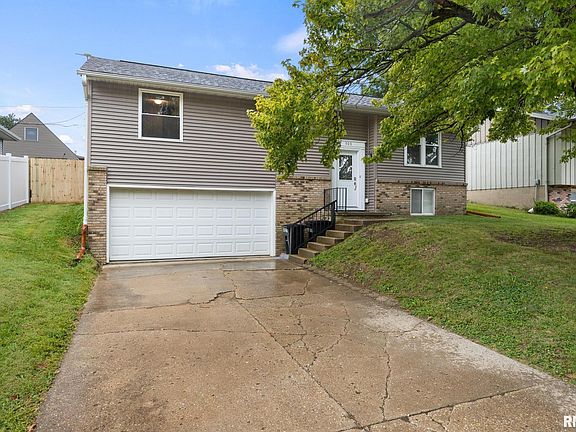 2nd image of 503 W Muller Rd