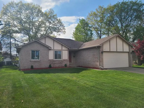 3393 Kevin Cir, Warren, MI 48092