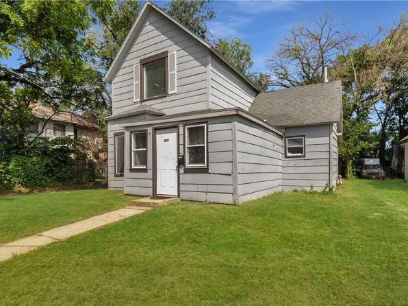 1810 Easton Blvd, Des Moines, IA 50316