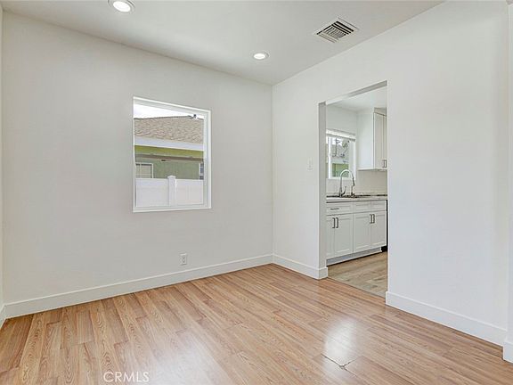 5th image of 7737 Case Ave