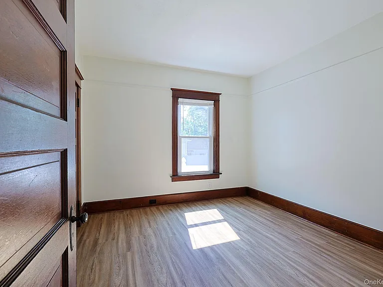 34 Lagrange Ave — Photo 18