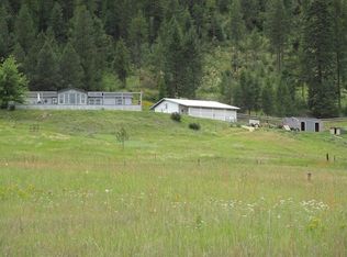 2782B Records Rd, Addy, WA 99101