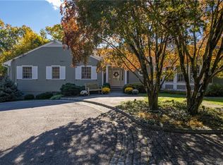 1 Peck Rd, Mount Kisco, NY 10549