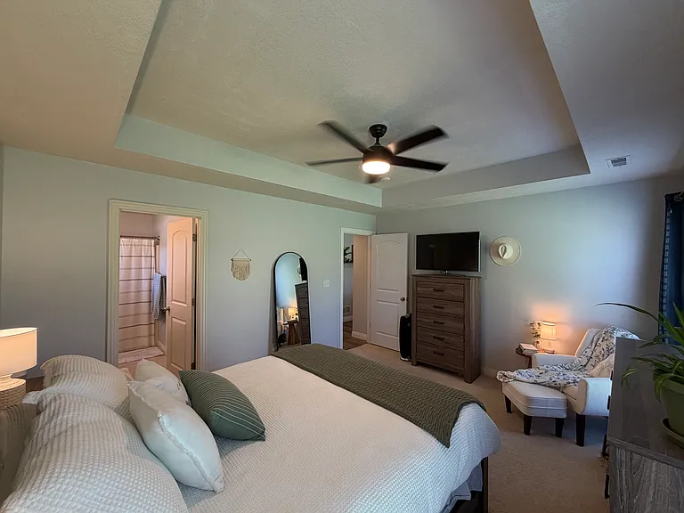 4807 Burbank Loop — Photo 8