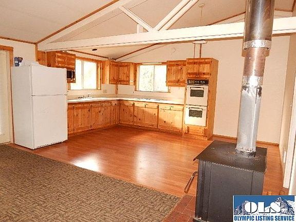 2nd image of 54 Valhallas Dr