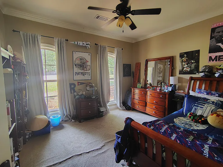 51 S Kingsmill — Photo 10
