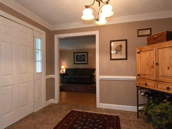 3rd image of 715 Aguila Dr