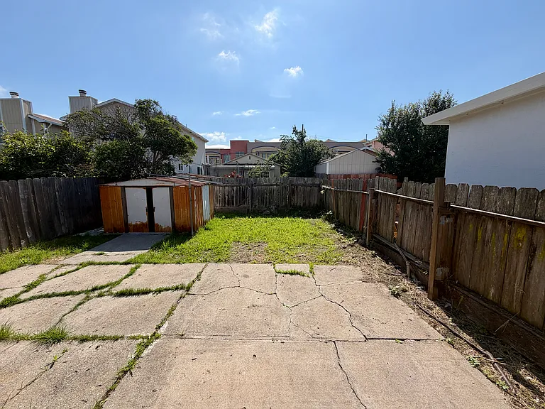 1834 18th St — Photo 10