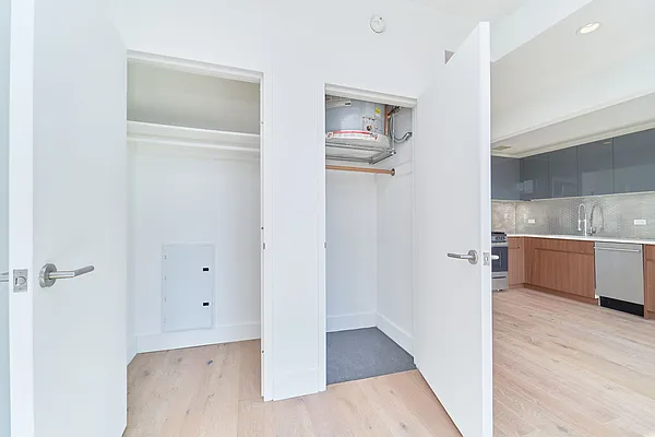 Rented by Living New York | media 35