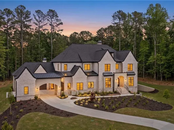 292 Traditions Dr, Alpharetta, GA 30004