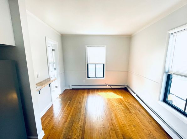 83 Monmouth St Unit 3