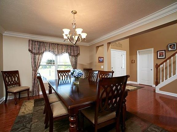 5th image of 716 Kingfisher Ct