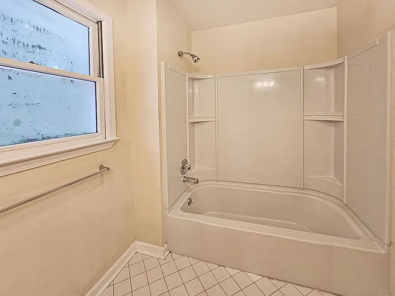 1653 Wildwood Rd NE — Photo 44